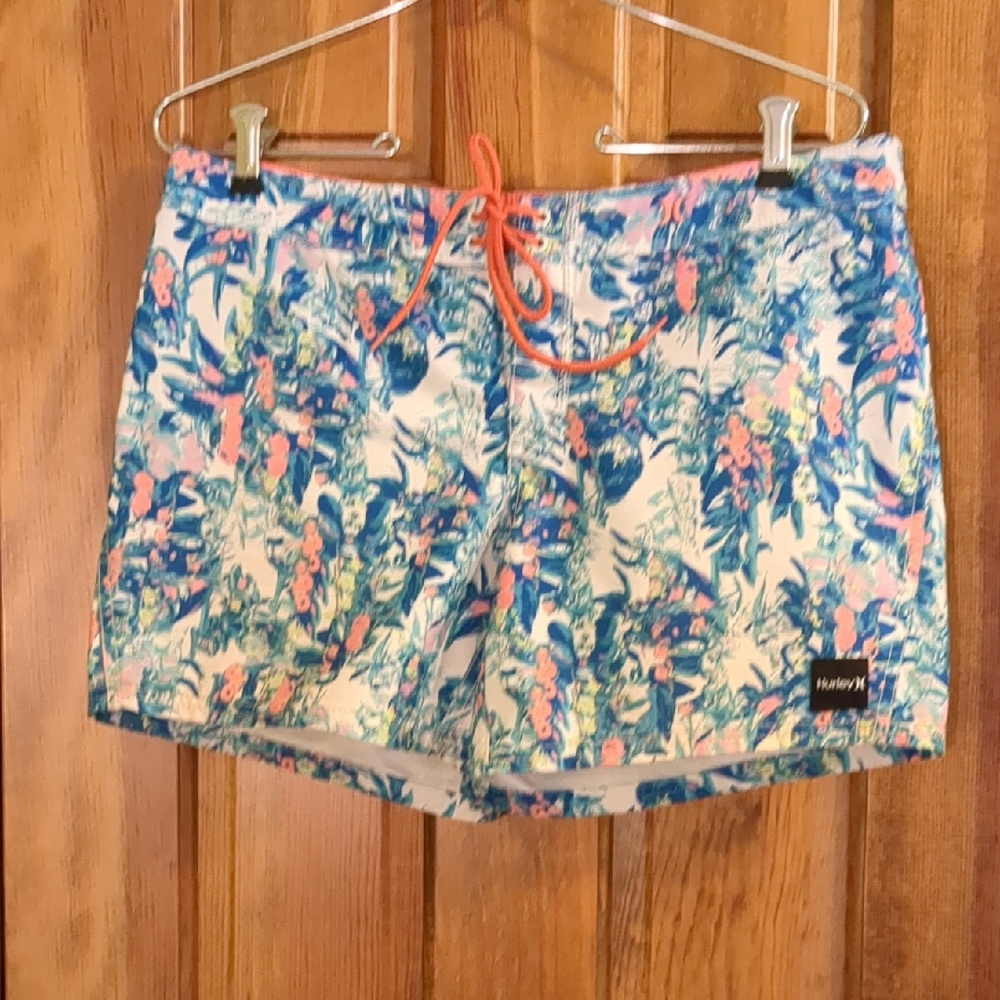 Hurley Floral Print Women Surf Shorts